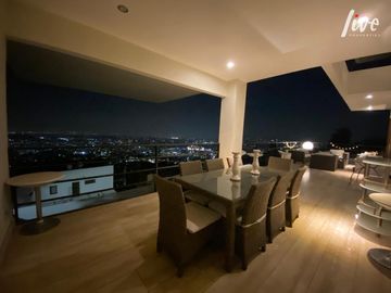 VENDO HERMOSA CASA MIRADOR DE LOS DOMINICOS