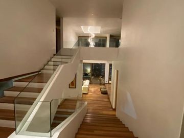 VENDO HERMOSA CASA MIRADOR DE LOS DOMINICOS