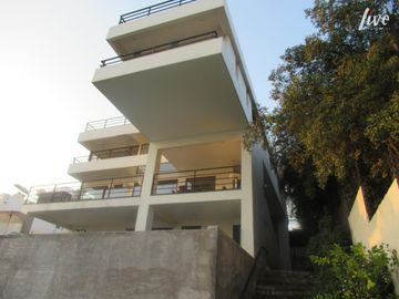 VENDO HERMOSA CASA MIRADOR DE LOS DOMINICOS