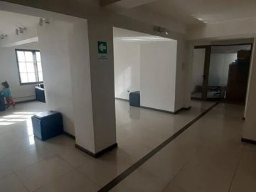 VENDO CENTRICA OFICINA PLANTA PARA MULTIPLES USOS 10 PRIVAD