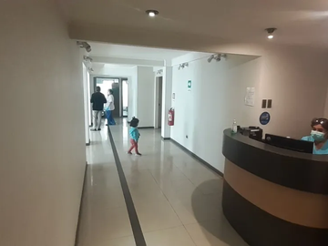 VENDO CENTRICA OFICINA PLANTA PARA MULTIPLES USOS 10 PRIVAD