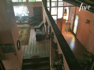 Hermosa casa con amplio terreno, excelente ubicación,  La R