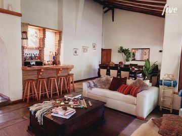 Se Vende Casa Chilena en exclusivo sector de Chicureo.