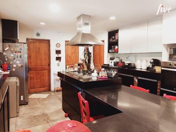 Se Vende Casa Chilena en exclusivo sector de Chicureo.