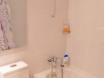 Vendo departamento casi nuevo en la calle Los Tres Antonios