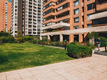 Se Vende Departamento Kennedy lateral, Las Condes