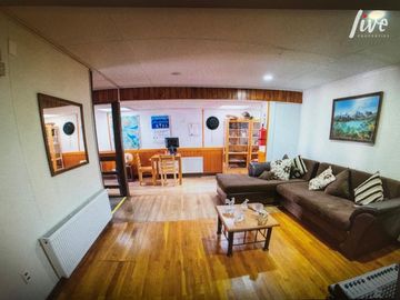 Se Vende Hotel en Puerto Natales, El Milodon