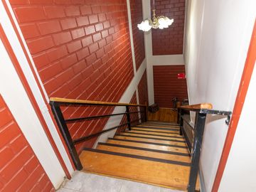 Se Vende Hotel en Puerto Natales, El Milodon