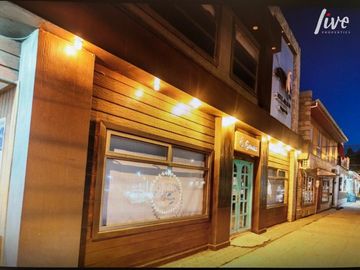 Se Vende Hotel en Puerto Natales, El Milodon