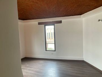 HAZ DE ESTA CASA UN ACOGEDOR HOGAR