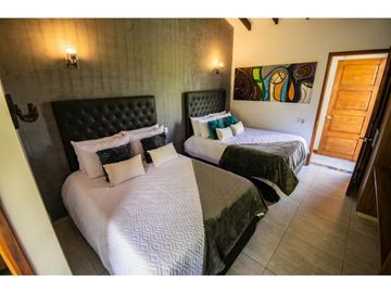 SE VENDE HERMOSA CASA CAMPESTRE EN CONJUNTO CERRADO, MONTENEGRO