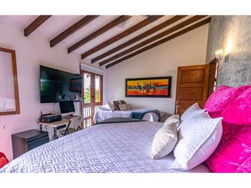 SE VENDE HERMOSA CASA CAMPESTRE EN CONJUNTO CERRADO, MONTENEGRO