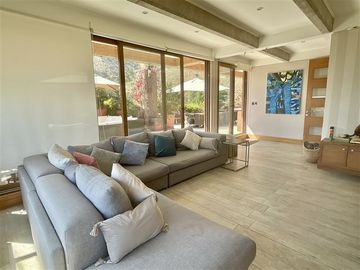 Departamento en Venta en San Carlos De Apoquindo / Colegios Padre Hutado y Juanita De Los Andes