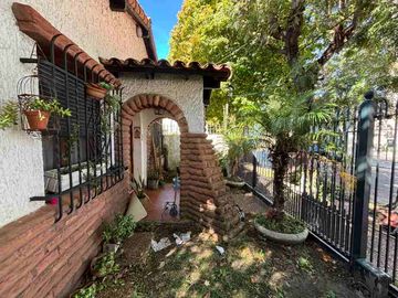 Chalet en venta en Bernal Centro