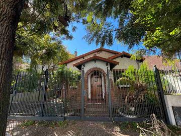 Chalet en venta en Bernal Centro