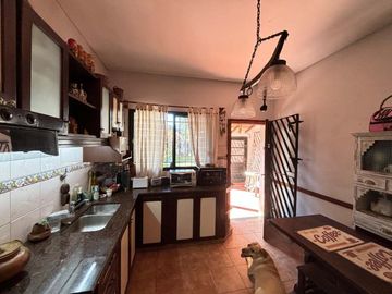 Chalet en venta en Bernal Centro