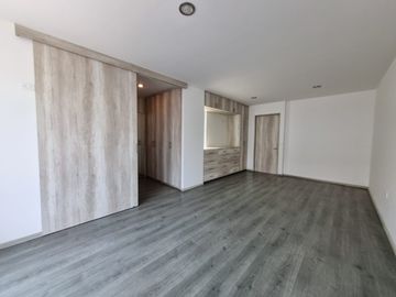 CASA EN VENTA EN PRIVADA A UN COSTADO DEL COLEGIO HUMBOLDT! VIGILANCIA!!