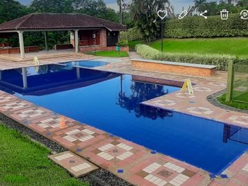 CASA CAMPESTRE en VENTA en Pereira EL Tigre, Condominio San José