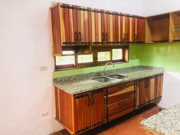 CASA EN ARRIENDO EN EL SECTOR TRES PUERTAS/PEREIRA