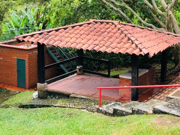 CASA EN ARRIENDO EN EL SECTOR TRES PUERTAS/PEREIRA