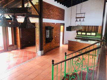 CASA EN ARRIENDO EN EL SECTOR TRES PUERTAS/PEREIRA