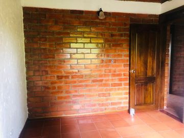 CASA EN ARRIENDO EN EL SECTOR TRES PUERTAS/PEREIRA