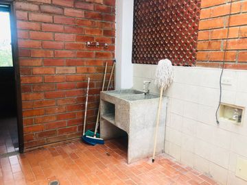 CASA EN ARRIENDO EN EL SECTOR TRES PUERTAS/PEREIRA