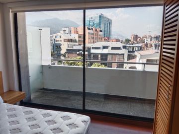 APARTAESTUDIO en ARRIENDO en Bogotá SANTA BARBARA