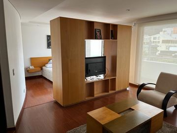 APARTAESTUDIO en ARRIENDO en Bogotá SANTA BARBARA