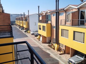 CASA en VENTA en Funza Conjunto Balcones de Funza