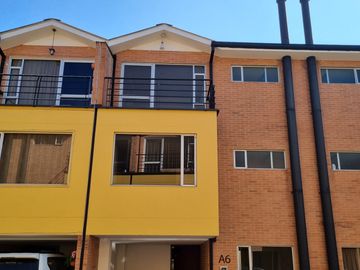 CASA en VENTA en Funza Conjunto Balcones de Funza