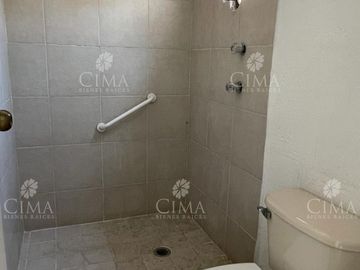 Venta casa en condominio en Lomas Tetela - V323
