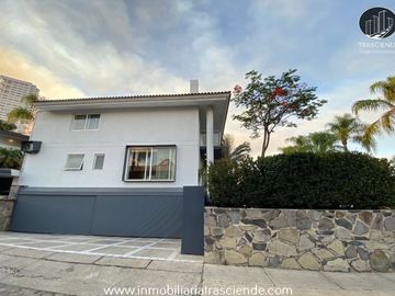 Casa de Lujo en Venta San Bernardo, Zapopan, Jalisco. Zona Andares