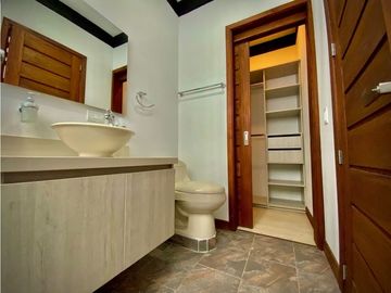 Venta Espectacular Casa Campestre Colonial Parcelacion El Retiro