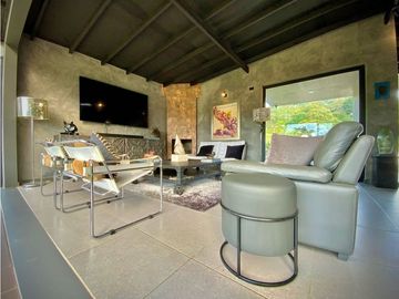 Venta Casa Campestre Con Lago SemiParcelacion Via La Ceja Llanogrande