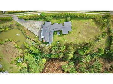 Venta Casa Campestre Con Lago SemiParcelacion Via La Ceja Llanogrande