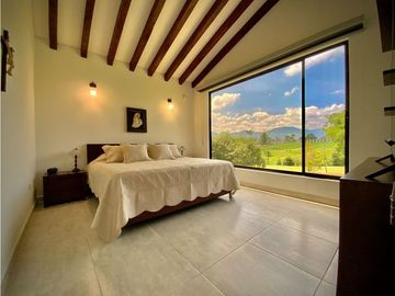 Venta Hermosa Casa Campestre como nueva Parcelacion La Ceja