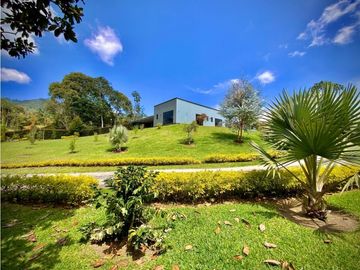 Venta Hermosa Casa Campestre como nueva Parcelacion La Ceja