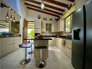 Venta Hermosa Casa Campestre como nueva Parcelacion La Ceja