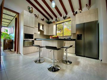 Venta Hermosa Casa Campestre como nueva Parcelacion La Ceja