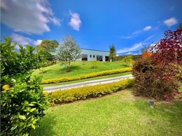 Venta Hermosa Casa Campestre como nueva Parcelacion La Ceja