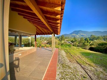 Venta Casa Campestre Parcelación La Ceja