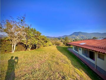 Venta Casa Campestre Parcelación La Ceja