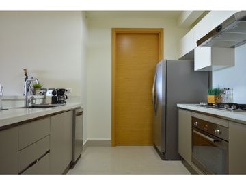 SE VENDE HERMOSO APARTAMENTO EN CASAMAR $ 286,000!!!!!