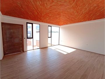 CASA EN VENTA EN SAN JUAN DEL RIO, QUERETARO.