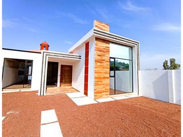 CASA EN VENTA EN SAN JUAN DEL RIO, QUERETARO.