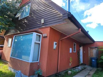 OPORUINIDAD Vendemos casa en parque Krahmer, a 10 minuntos del centro,5 minhospital y colegios en Valdivia