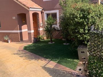 Casa en Venta en Harás de Huechuraba!con piscina!
