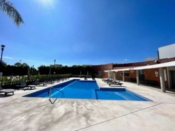 Casa en venta en La Isla Lomas de Angelópolis, lujo y confort en gran zona.