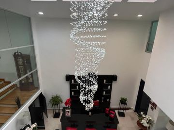 Casa en venta en La Isla Lomas de Angelópolis, lujo y confort en gran zona.
